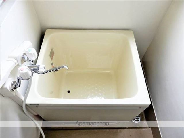 ビレッジハウス高屋1号棟の内装写真