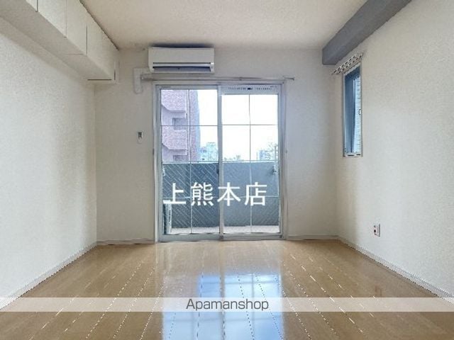 VINCENTE船場の内装写真