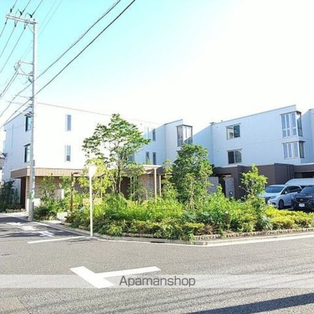 東京都世田谷区八幡山３丁目[2LDK/64.62m2]の外観2