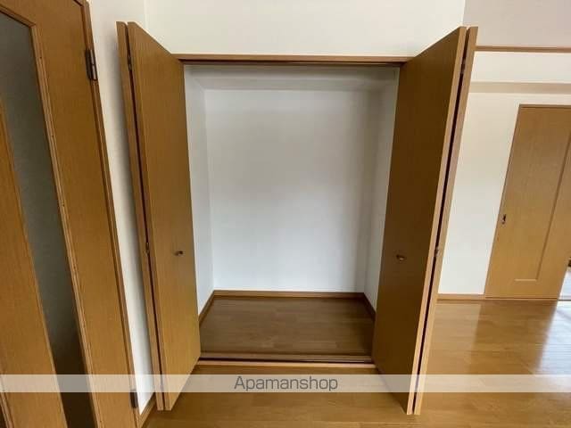 コンフォールパレスMGの内装写真