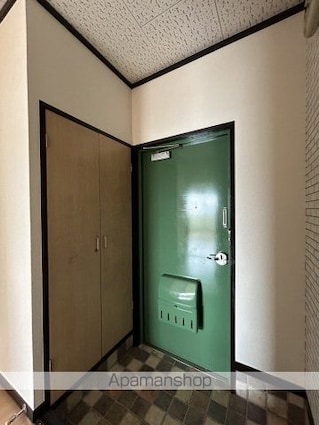 メゾン江波東[2DK/52m2]の玄関