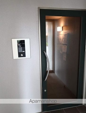 ヴィガラス永田町の玄関写真