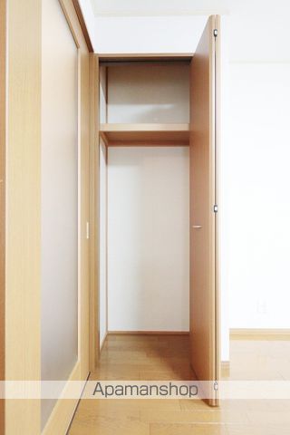 イーグルの内装写真