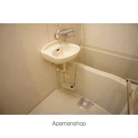 プロスペクト・グラーサ広尾の内装写真