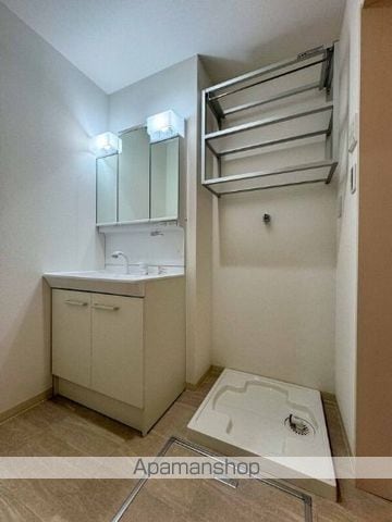 クリエオーレ一津屋IIの内装写真
