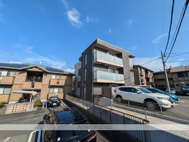 コリーヌ宮の町の外観写真