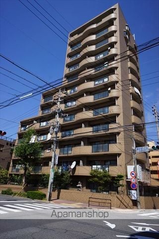 イースト・リバージュの外観写真