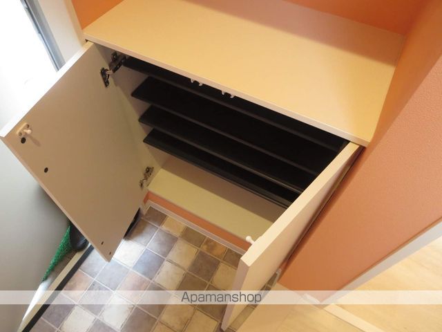 イニエ南万代の内装写真