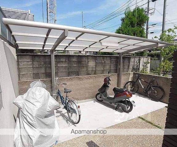 エーデルコート北泉の外観写真