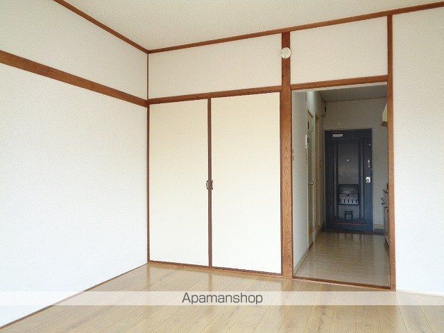 津田ハイツの内装写真