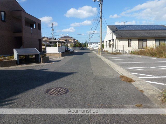 シャインコーヤの周辺写真