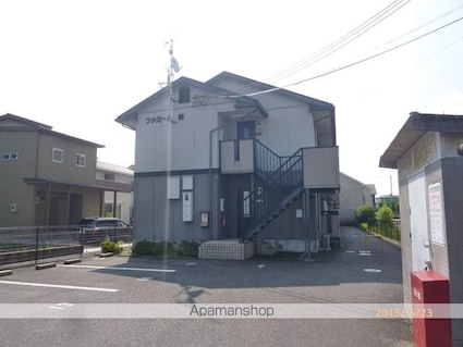 ファミール林[2LDK/52.09m2]のエントランス1