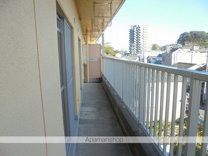 カーサ秦泉寺[3LDK/76.44m2]のバルコニー