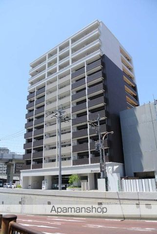 エンクレストNEO博多駅南の玄関写真