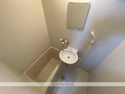 和歌山県和歌山市北新博労町[1K/19.87m2]のバス