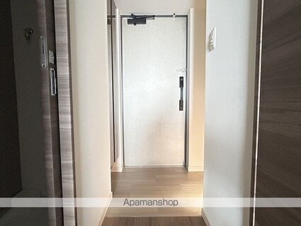 ＬａＳａｎｔｅ観音本町（旧Ｓ－ＲＥＳＩＤＥＮＣＥ観音本町）[1K/29.97m2]の玄関