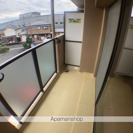 ラルースⅡ[1K/23.3m2]のバルコニー