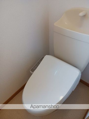 ガーデンヒルズII番館の内装写真