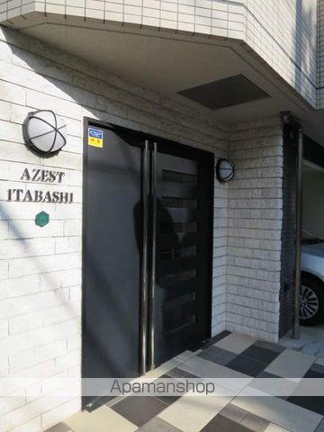 AZEST ITABASHIの玄関写真