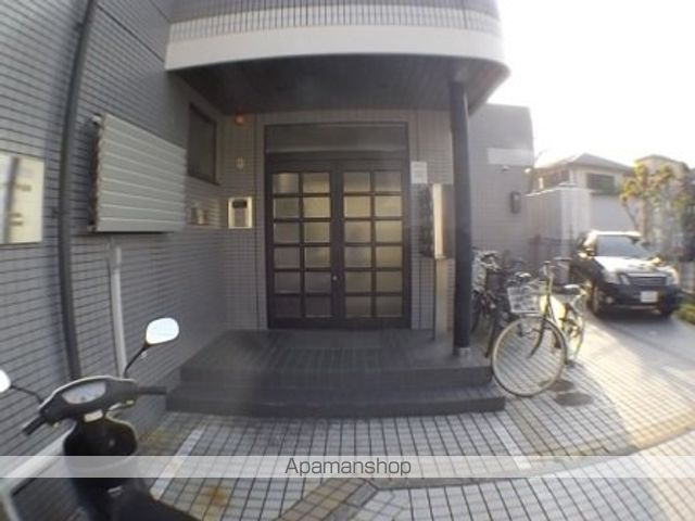 グランディア甲東園の玄関写真