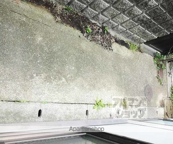 BEEHOUSEの内装写真
