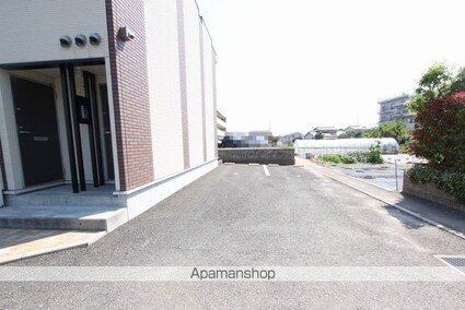 レオネクストサンシャインきらら[1K/23.61m2]の駐車場