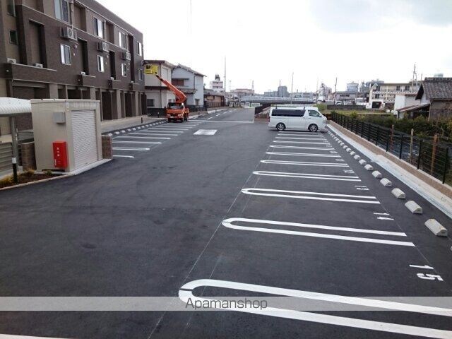 リヴェール土入　Ⅱ[1LDK/45.27m2]の駐車場