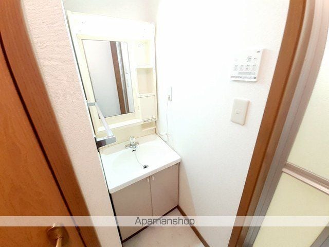 apartment 宮城県亘理郡亘理町字上茨田38
地図を見る