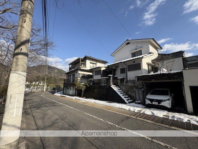 広島市安佐北区 2階建 築50年の外観写真