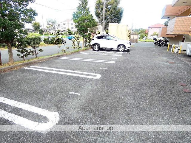 プラザヴィラAの外観写真
