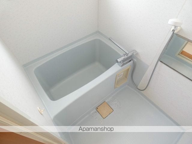 URARAIIIの内装写真