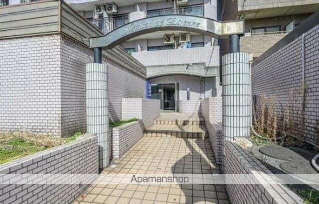 メゾン・ド・エトレーヌの外観写真