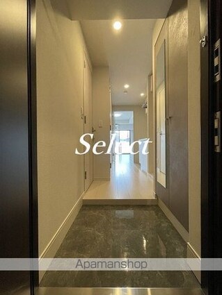 ＢａｎｄｏｕｂａｓｈｉＲｅｎｔａｌＡｐａｒｔｍｅｎｔ[1K/24.59m2]の玄関
