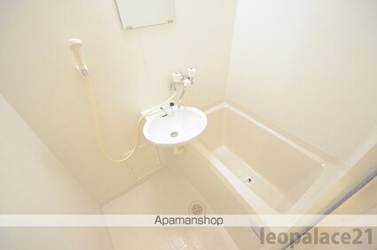 レオパレス喜六[1K/28.02m2]のバス