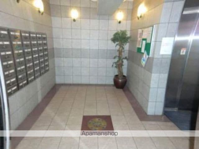 アーバンライフ東邦ビルの玄関写真