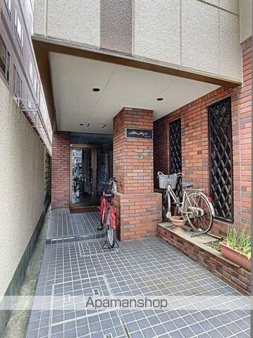シャインブライト桑田の玄関写真