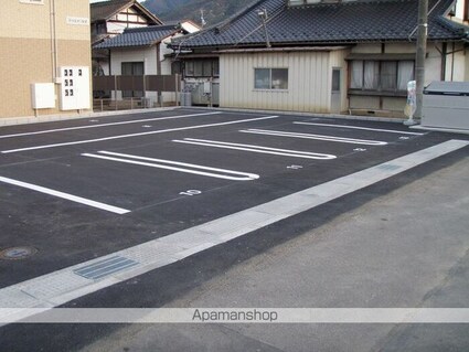 リベルテ・Ｍ　ＩＩ[1LDK/44.94m2]の駐車場