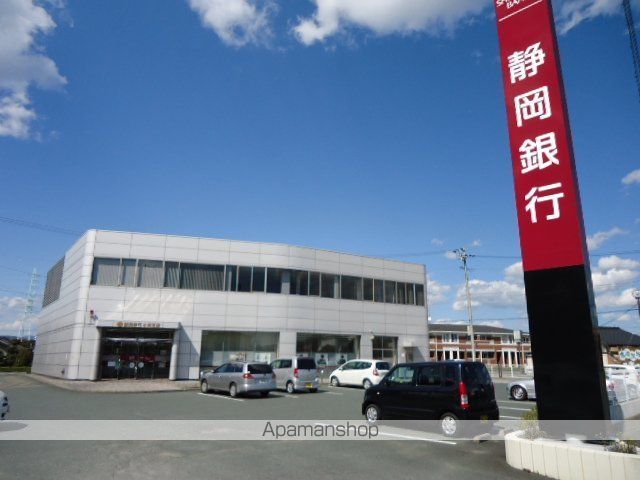 プラタナスの周辺写真