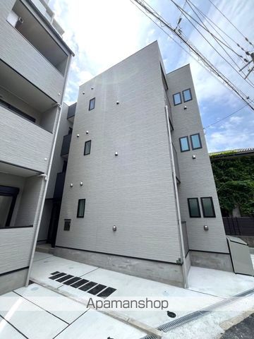 OEILLETの外観写真
