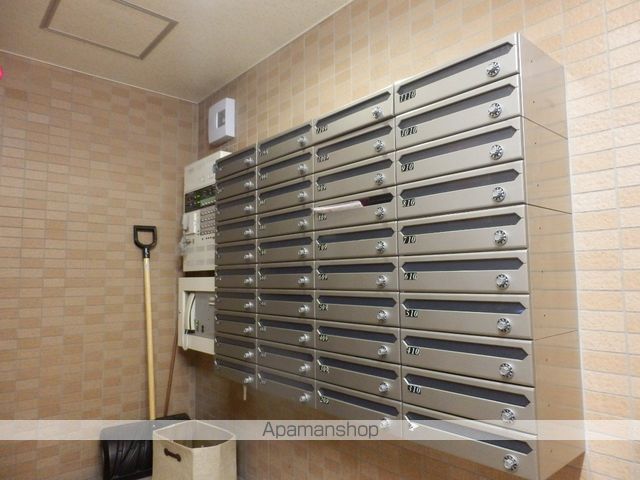 パークヒルズイースト23Bの玄関写真