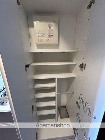クレストコート白金高輪の内装写真