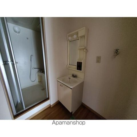 エステートピア松英2の内装写真
