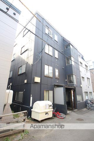 パラシオン南10条の外観写真