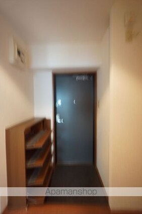 ラフィネ高峯[1K/24.04m2]の玄関