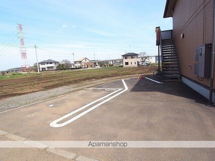 アマルフィイ[1K/30.27m2]の駐車場2