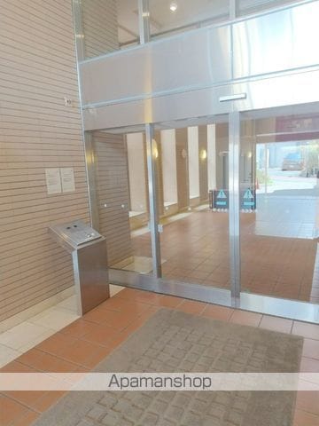 マチュリティ小石川の玄関写真