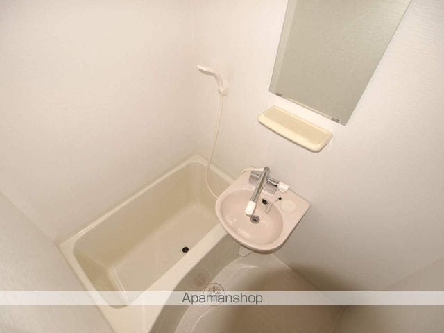 レオパレスレザン かたおかの内装写真