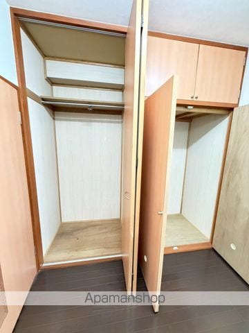 グランドゥールフレアの内装写真