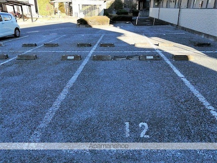 レオパレス内ヶ島[1K/29.81m2]の駐車場