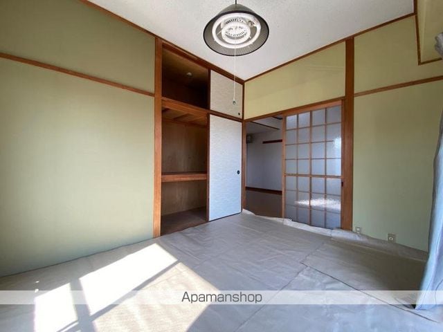 レジデンス栗林の内装写真
